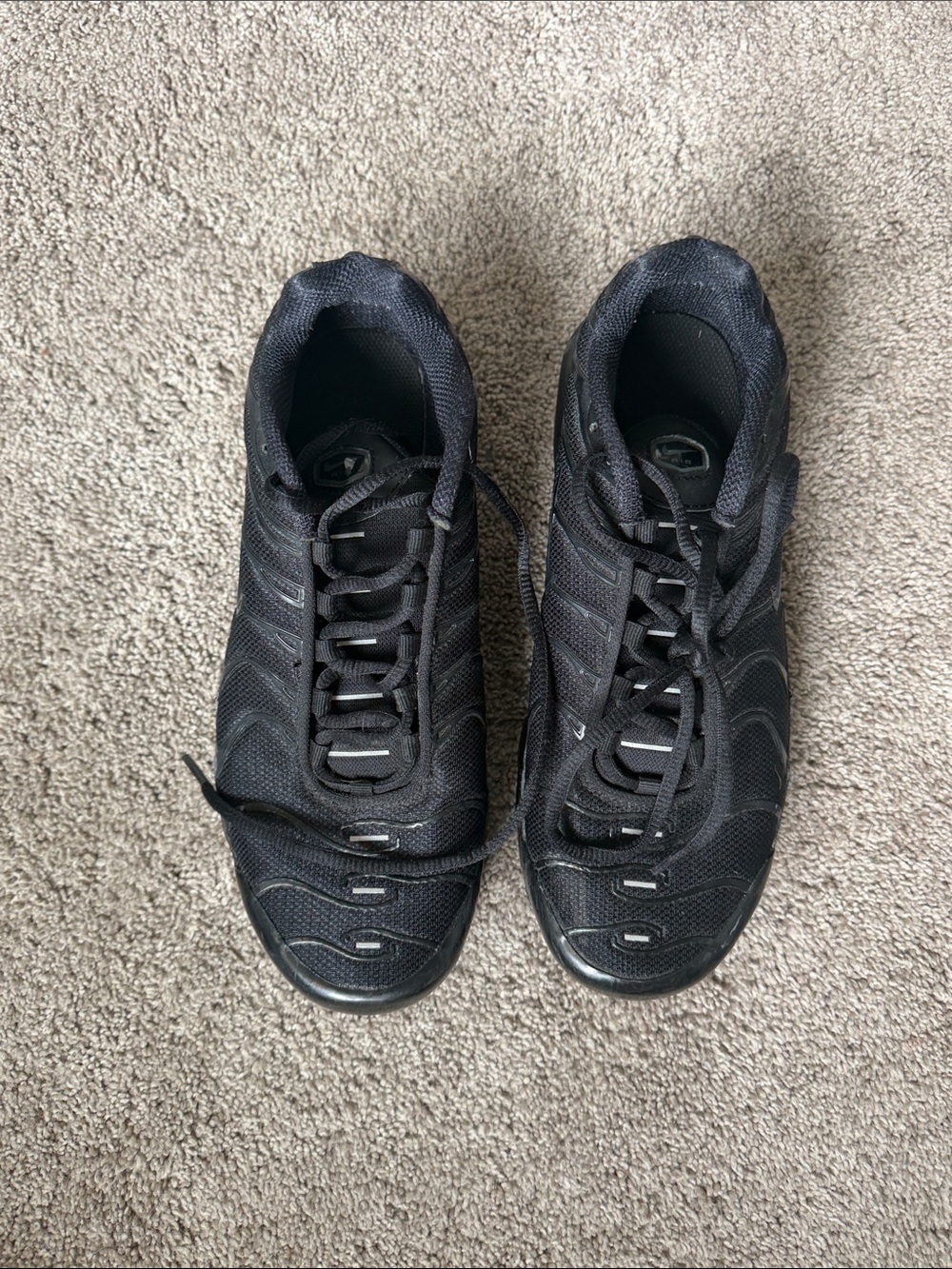 Nike Air Men's Black Low-Top Sneakers Size 6.5